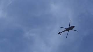 Kings Helicopter Flight Sikorsky S76 GXXED flying over Great Hollands to Bagshot Park [upl. by Eldreeda671]