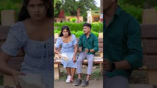 Chikni Chameli Chhat pe akeli paua chada k aayi [upl. by Easton]