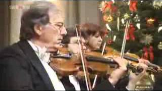 A Corelli 6 6 Concerto grosso op 6 Nr 8 VI Pastorale [upl. by Maxfield]