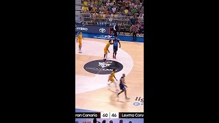 Nuevo alley oop entre JAKOVICS y DIAGNE  Liga Endesa 202425 [upl. by Stelmach]