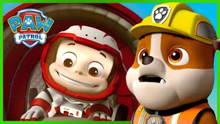 Rubble de Ultimate Rescue sauve un singe de lespace  PAW Patrol dessins animés pour enfants [upl. by Burck]