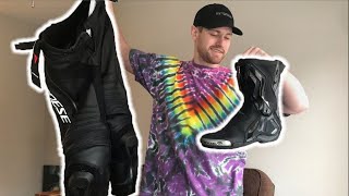 Dainese Unboxing  Torque 3 Out Boots and Misano Leather Pants [upl. by Cecelia443]