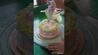 Birthday round cake decorating birthdaycake homebaker cake [upl. by Rekrap896]