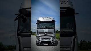 Das Actros DueL MercedesBenz Trucks [upl. by Enyedy]