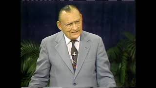 Human Illness amp Divine Healing 11 The Healing Covenant  Dr Lester Sumrall [upl. by Nosral]