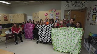 Girard middle schoolers use recess time to make blankets for hurricane victims [upl. by Scottie]