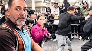 De La Hoya WATCHES Devin Haney workout with CONCERNED look for Ryan Garcia amp gets warned “BETTER BE” [upl. by Tillford658]