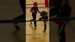 Mon 1er combat boxe [upl. by Aviva]