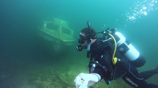 Scuba Diving UK  Underwater Video  Dosthill Quarry [upl. by Nitnilc930]