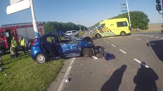 BRANDWEER  UITRUK  PRIO 1  ONGEVAL met een Vrachtwagen en Personenauto [upl. by Corine]