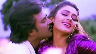 Adi Vaanmathi Romantic Tamil Song  Rajinikanth Shobana  Ilaiyaraaja  Siva  SP Balu Chithra [upl. by Adalard170]