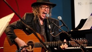 Waterboys Mike Scott and Steve Wickham perform Fishermans Blues [upl. by Castora]