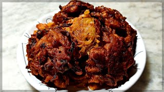 রমজান স্পেশাল পেঁয়াজের পকোড়া  Peyajer Pakora Recipe [upl. by Eneres]