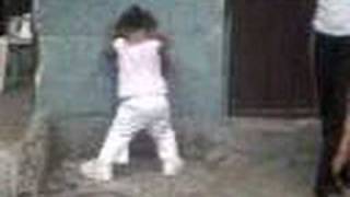 Bebe Bailando Reggaeton [upl. by Sirad]