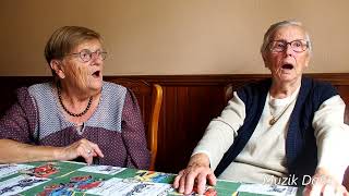 Chanson bretonne  Me zo ganet e kreiz ar mor MarieThérèse Spinec et Anna Fouquet  Île de sein [upl. by Otsedom]