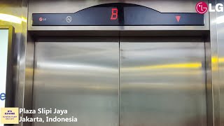 LG Traction Elevator at Plaza Slipi Jaya Jakarta [upl. by Aili]