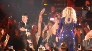 Beyonce quotIrreplaceablequot LIVE [upl. by Kutchins350]