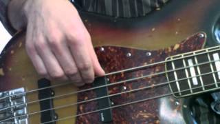 Tec0202  Wechselschlag 1  German Bass lesson [upl. by Yatnohs]