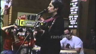 Joan Baez Play Me Backwards 1991 Leopolds randtfilms youtube finwmv [upl. by Retswerb]