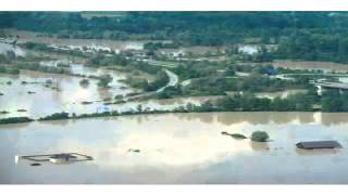 gut Luftaufnahmen 5Juni 2013 Hochwasser bei Deggendorf Rezension [upl. by Brightman]