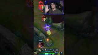 EL ENANO ESTA ENOJADO leagueoflegends twitchclips twitch videoclips argentina gaming [upl. by Learsi]