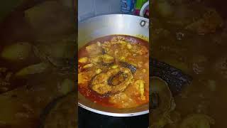 aloo kopi diye macher jhol 🤤plzsubscribe cooking recipe viral reels 🙏🏻🙏🏻🙏🏻🙏🏻 [upl. by Saduj]