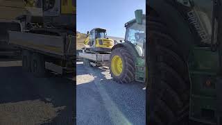 John Deere in den Bergen 🗻 Baggertransport 😍 AgrarvideosLipperhof [upl. by Nywg]