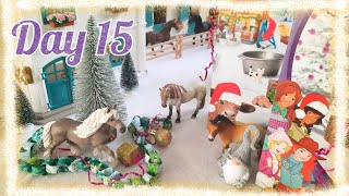 Schleich 2021 Horse Club amp Farm World Advent Calendar Unboxing  Day 15  Schleich Christmas [upl. by Piero]