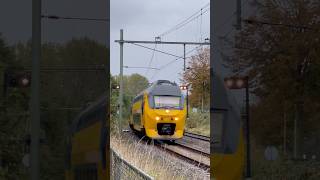 Dubbele Virm4 komt aan in Middelburg Samen met Treinspottertimmy656j7n fypシ゚viral treinleven [upl. by Horlacher]