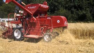 moissonneuse batteuse f863 old combine [upl. by Silberman]