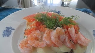 Danish Openfaced Potato Seafood Sandwich ❤️ Smørrebrød med Kartoffel Rejer Laks og Rogn [upl. by Claretta]