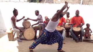 Danse Africaine  African Dance  Danza Africana  Guinée [upl. by Icnarf]