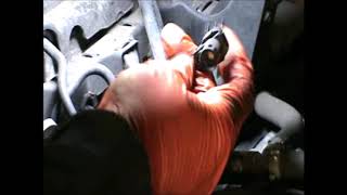 Mercedes Benz Viano 2006 glow plug cylinder 2 removal and replacement 2 2 cdi how to [upl. by Resa]