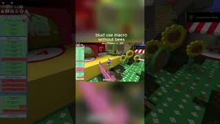 Il utilise une macro sans abeilles 😵‍💫beeswarmsimulator macro gaming roblox [upl. by Mariann]