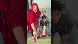 Anaya Dar Gayi Cockroach se 🪳😱 shorts comedy funny trending viral [upl. by Rebmit228]