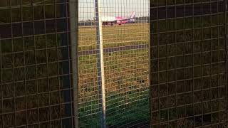 Wizz air A321 arrival into Luton [upl. by Intruoc]