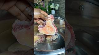 HOW I MAKE MY BEEF BROTH TO EXTRACT COLLAGEN FROM IT broth bonesoup bones [upl. by Alemrac]