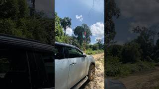 Mobil Ini tidak ada harganya di Kalimantan infosamarinda youtubeshorts fortuner [upl. by Enomahs]