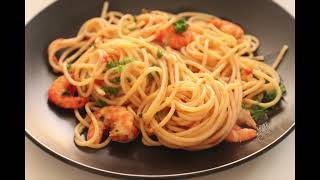 Spaghetti aux crevettes et à lail 🍤🍝 [upl. by Merla]