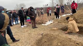 Antoine Edwards Jr amp Winyan Edwards at Doreen Miller Burial in Macy Nebraska Omaha Tribal Cemetery [upl. by Samford]