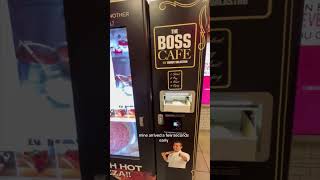 Pizza Vending Machine Review Las Vegas Strip Cake Boss Buddy V Hot Cheese Italian Meat Pepperoni [upl. by Resa529]