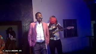 MBETE MWEENE LIVE AT CLUB CONNECTION VS MBAKI MBAKI 🔥 gospel  MBENGA together 🔥🔥🎶🎸 [upl. by Trixi541]