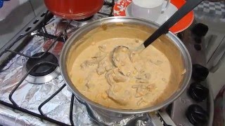 STROGONOFF DE CARNE COM MILHO  RECEITAS DA CRIS [upl. by Ettenna]