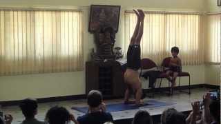 Demo of Karandavasana by R Sharath Jois Ashtanga Yoga Institute Mysore India March 2013 [upl. by Elraet678]