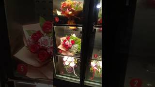 BlumenAutomat quotKwiatomatquot in Polen vendingmachine [upl. by Auria]