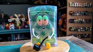 Stoned Towelie 420 Edition Kidrobot Exclusive South Park Pot Leaf Vinyl Art Figure Review [upl. by Harriet]