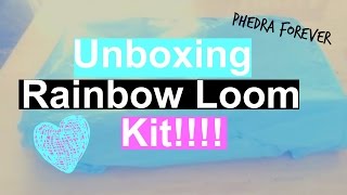 Unboxing Loom Kit [upl. by Anilat]