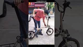 Designer Showcases a Conveniently Portable Electric Bicycle He Modified [upl. by Icyac851]