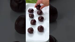 Healthy Chocolate Brownie Protein Balls made with EarthChimp [upl. by Menell]