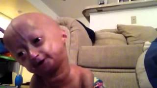 Adalia Rose  Signing jesus love me [upl. by Opalina]